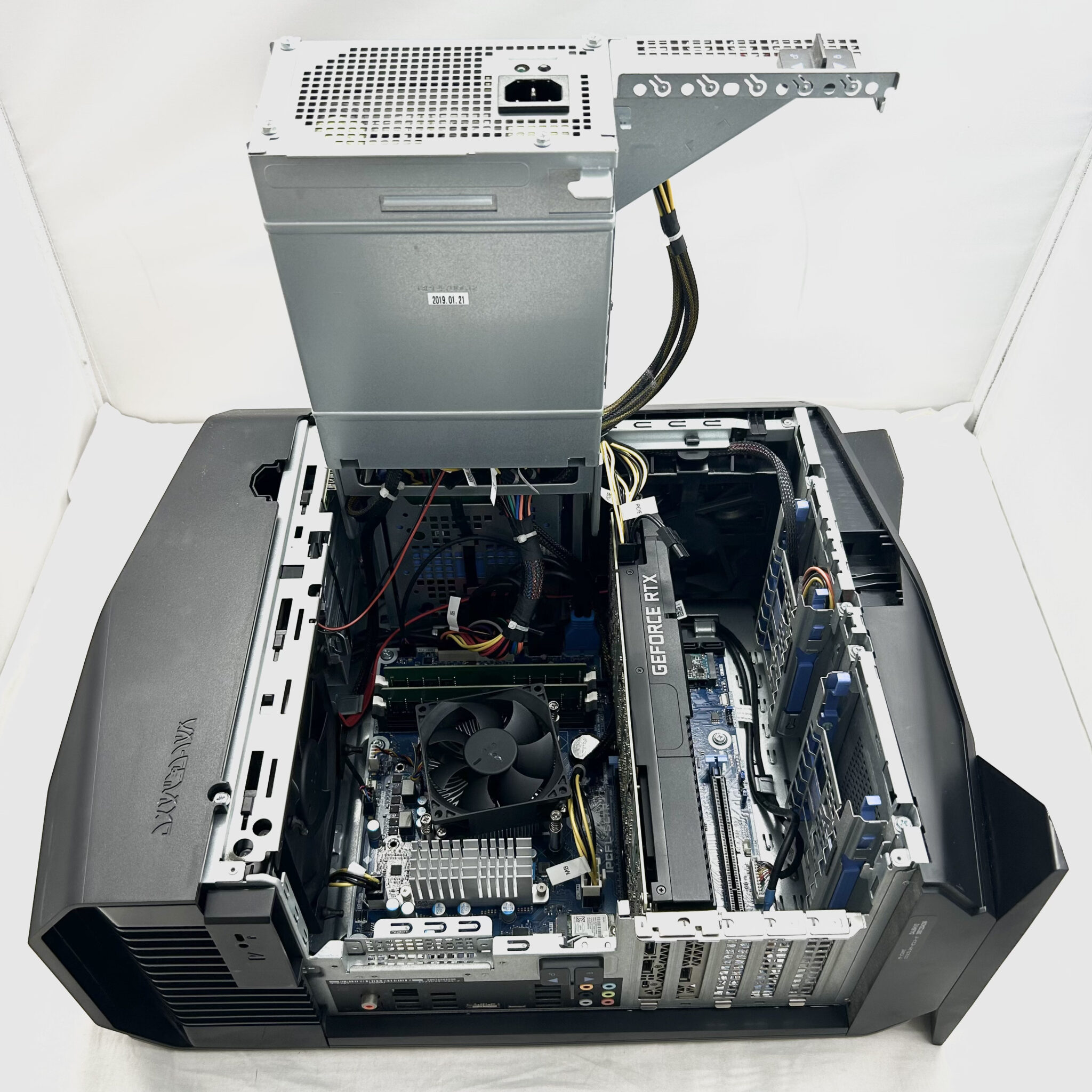 iotshop-reuse blog | DELL Alienware Aurora R8を分解しました！！